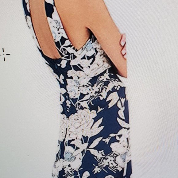 Floral Halter Maxi Dress, NWT - Picture 3 of 8